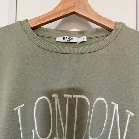 Green 'London' Sweatshirt - Picture 8 of 13